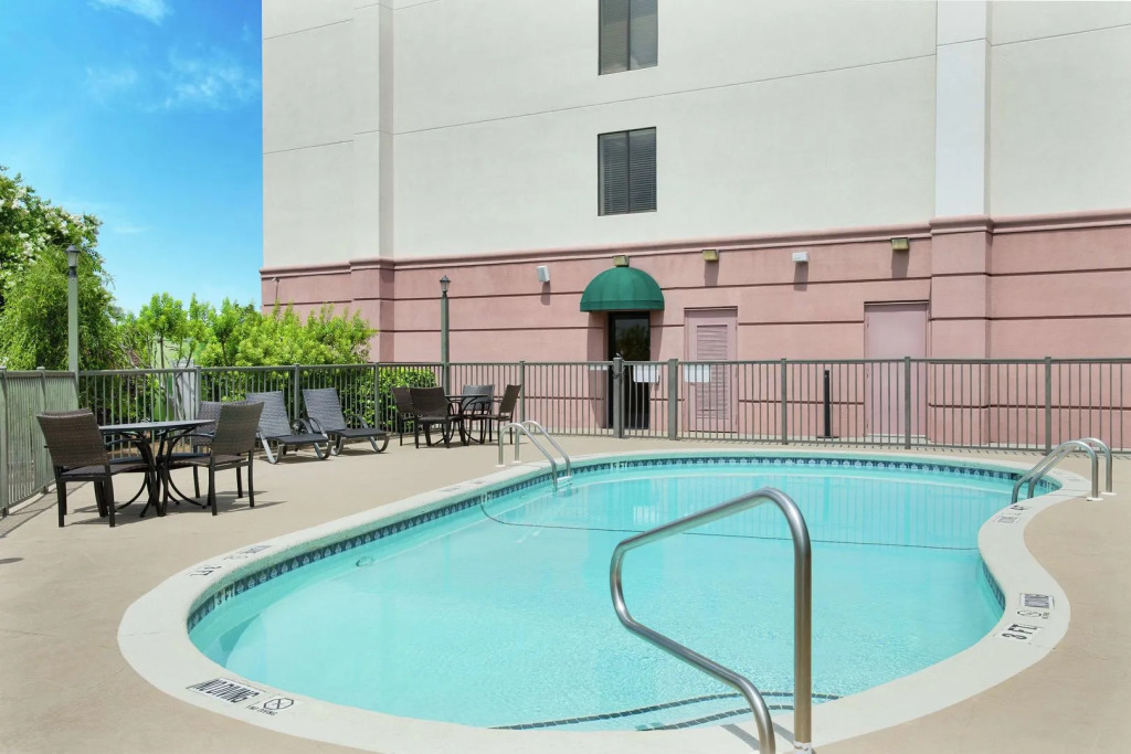Hampton Inn Columbus-North