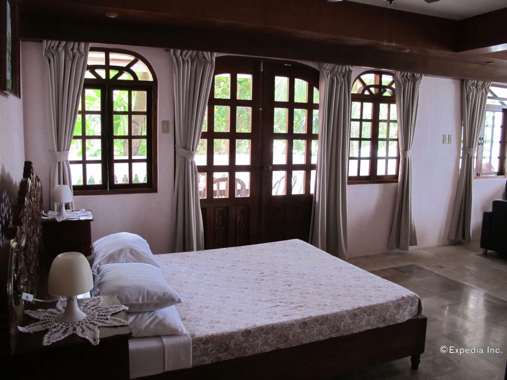 Blue Crystal Beach Resort