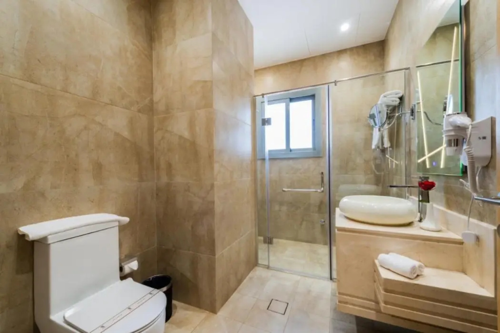 Отель Sunday Luxury Central formerly Anan hotel
