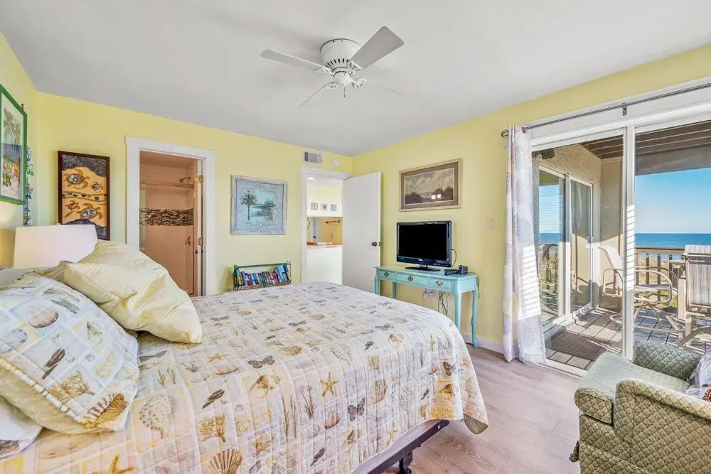Sand Dollar Villas Unit 213 Soak Up The Sun