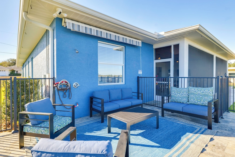 Poolside Paradise & Boat Dock! Haven on Lake Clay
