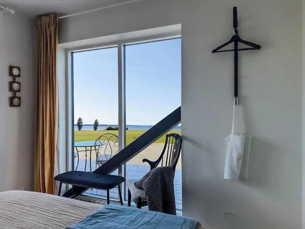 Seaside Retreat & Hotel