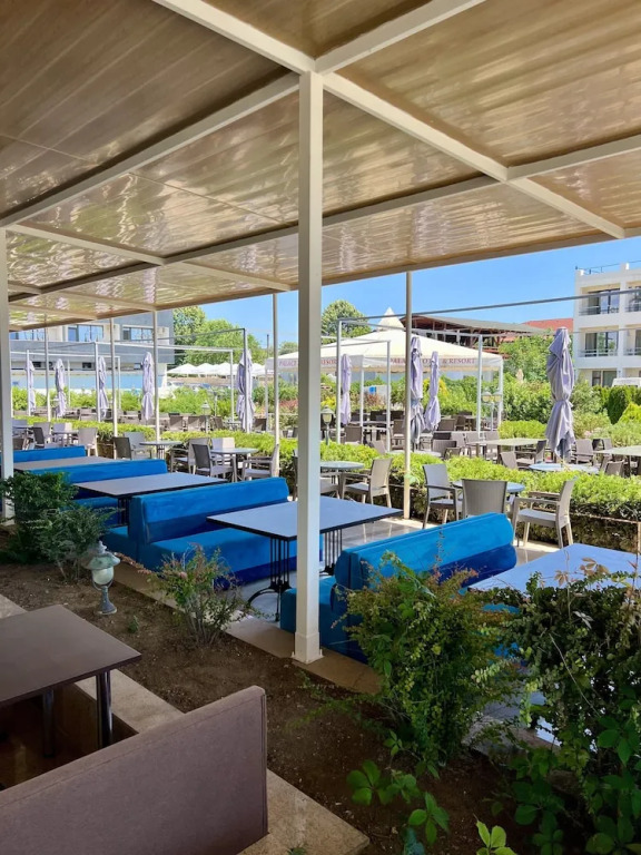 Palace Beach Resort