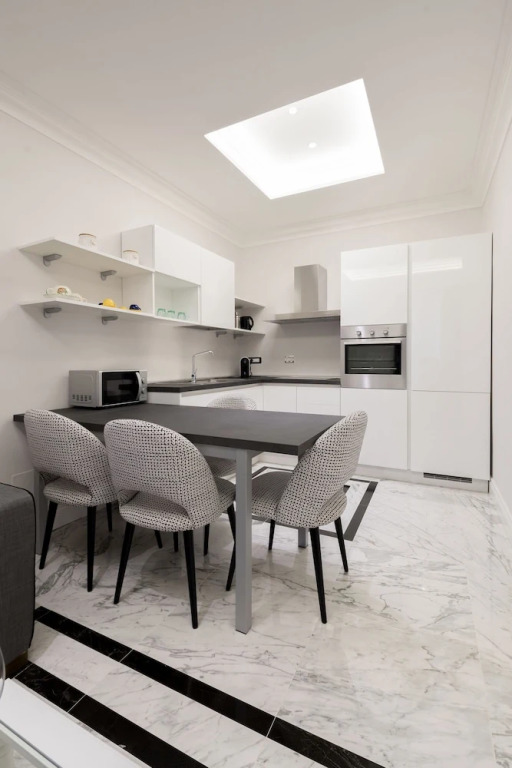 Aurora Luxury Suites