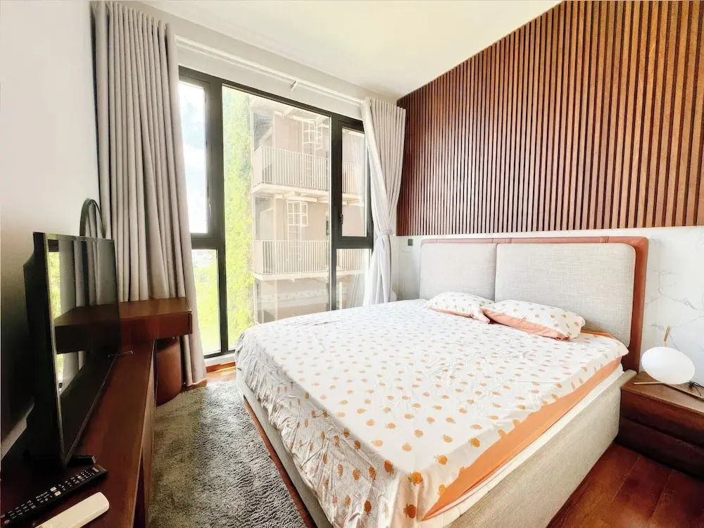 Homies Dedge Thao Dien Luxury Apartment