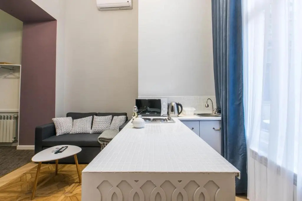 KuXoS Apartment On Machabeli Street