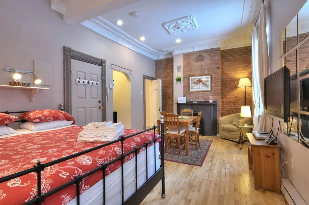 Gite University Bed and Breakfast