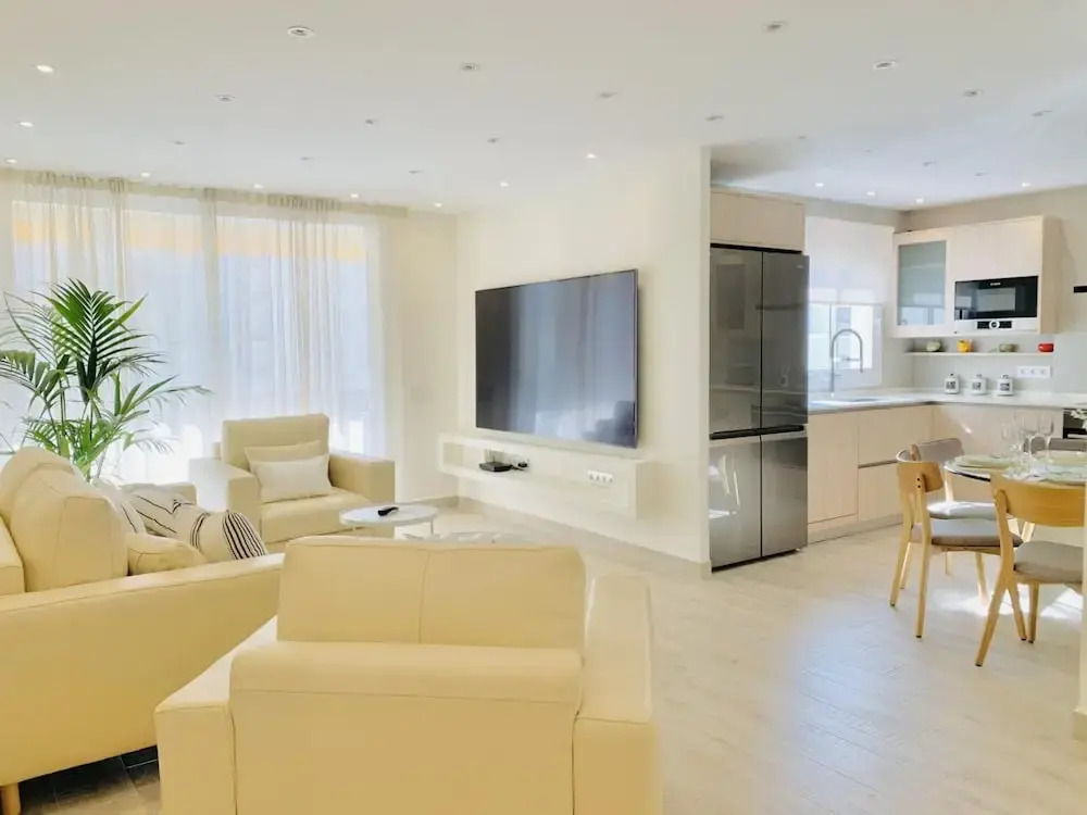 Sitges Spaces Oasis Suites