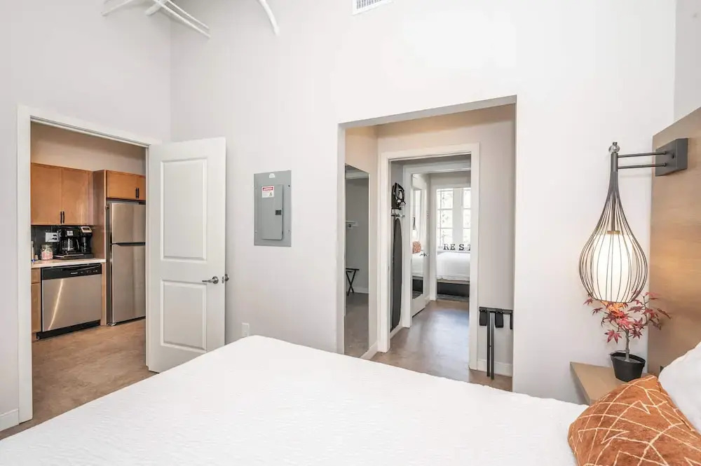 The 333 Suites 201 Stay for 6
