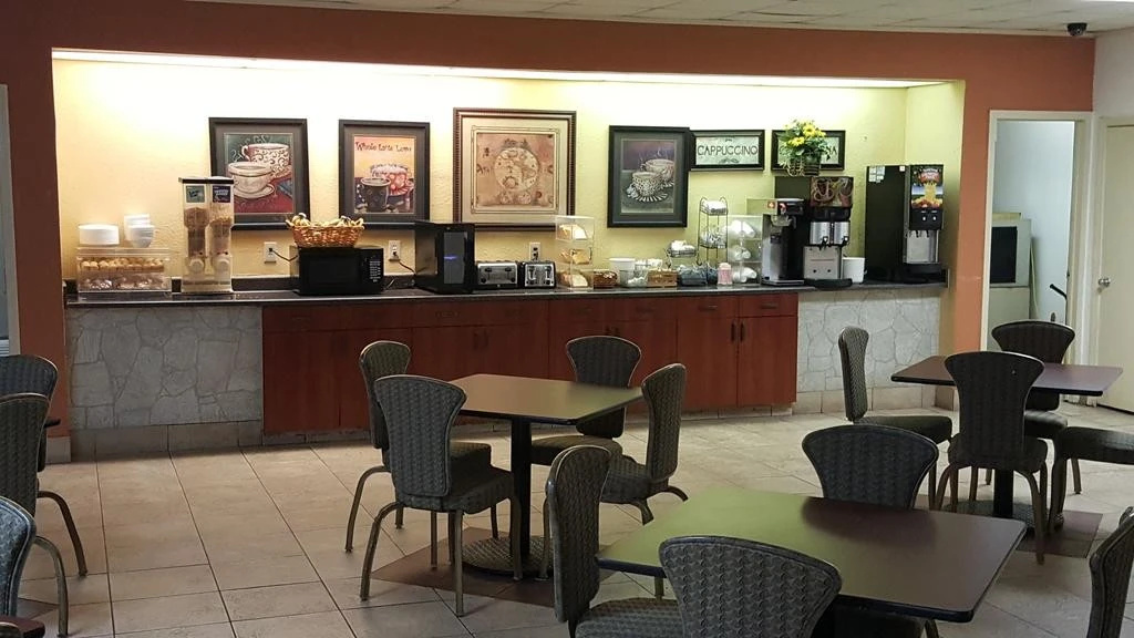 Knights Inn San Antonio near Frost Bank Center