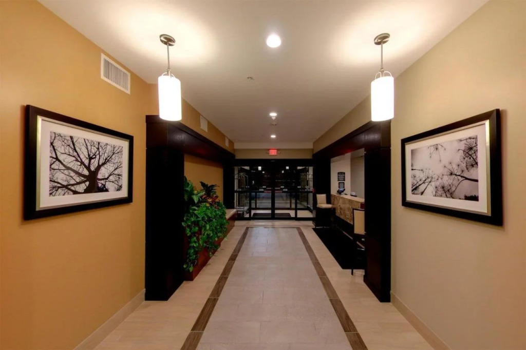 Staybridge Suites Ann Arbor - Research Parkway by IHG