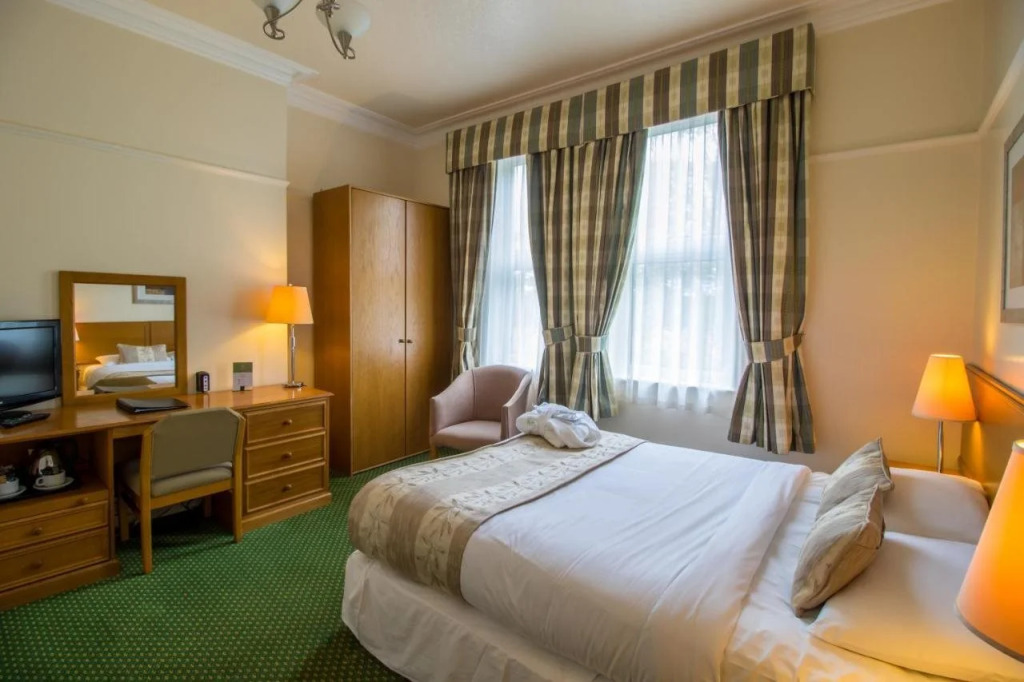A Park View Hotel