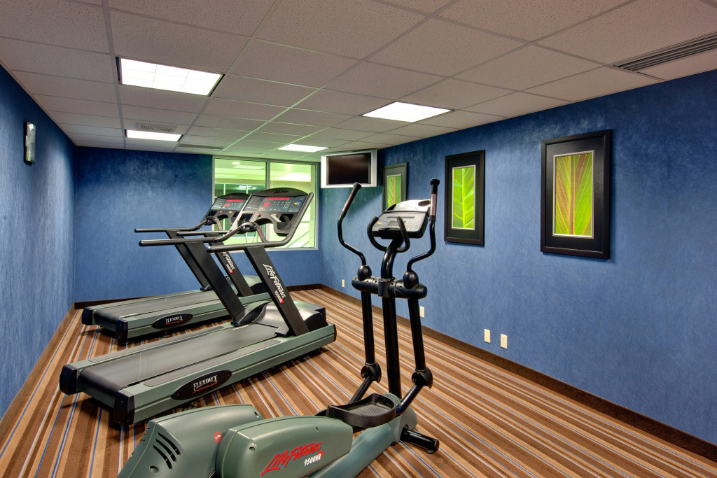 Holiday Inn Express Hotel & Suites Chatham South by IHG