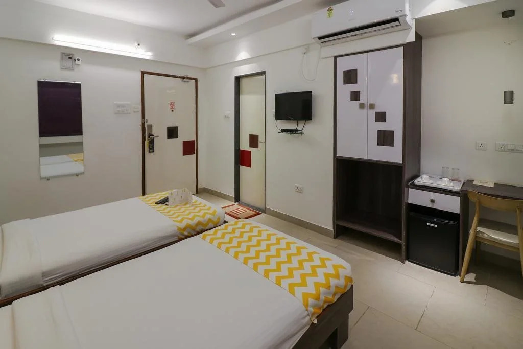 FabHotel Brook Elan Viman Nagar