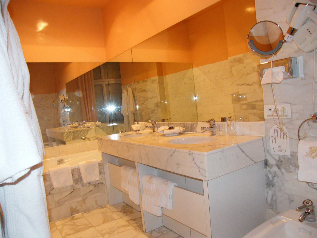 Grand Hotel Des Templiers, Pool & Sauna