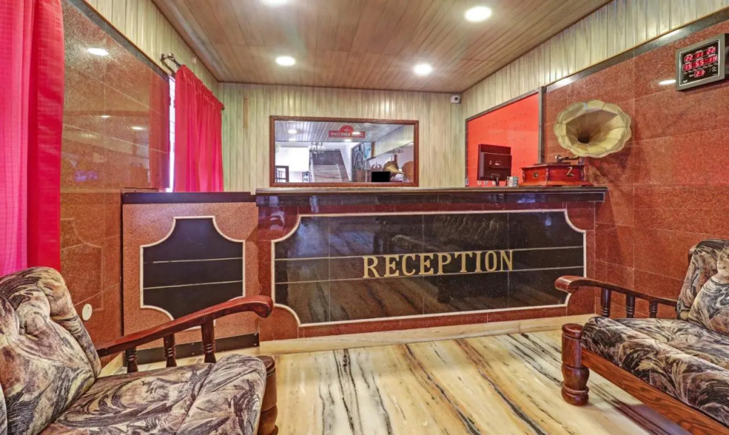 Itsy Hotels Hill Town, 500 Mtrs From Madikeri Fort