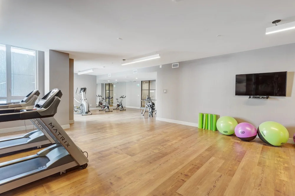 LEquinox Modern Apartments by Corporate Stays