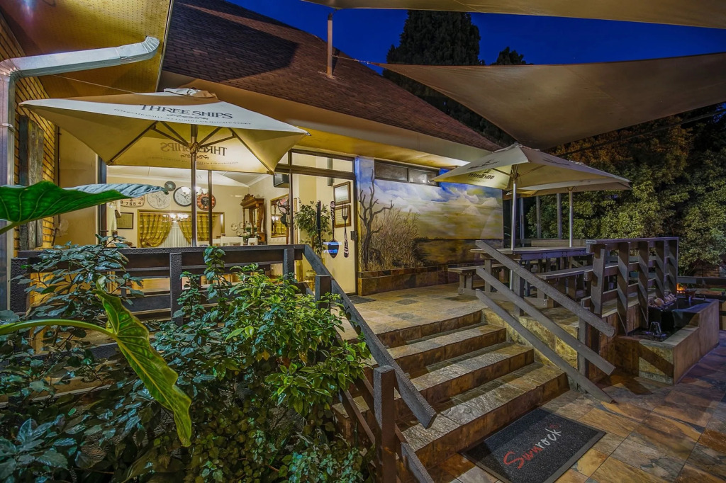 Sunrock Guesthouse