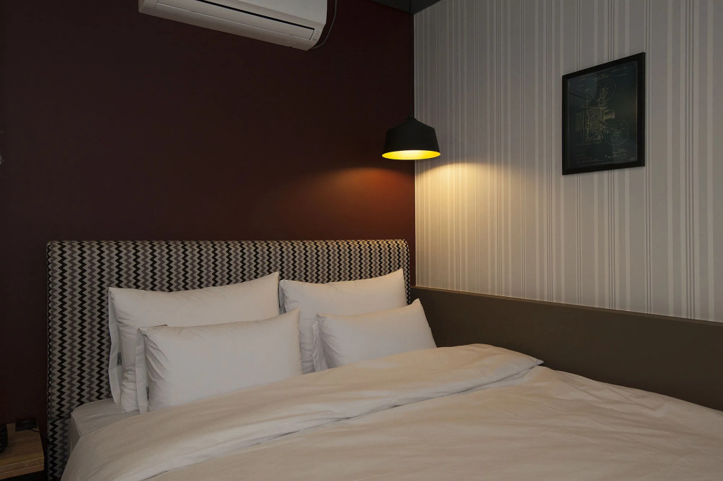 Hotel Gray