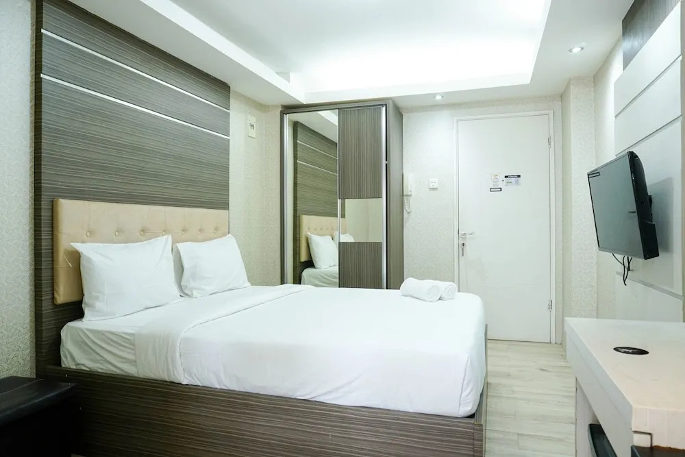 Wonderful and Cozy Studio at Green Palace Apartment