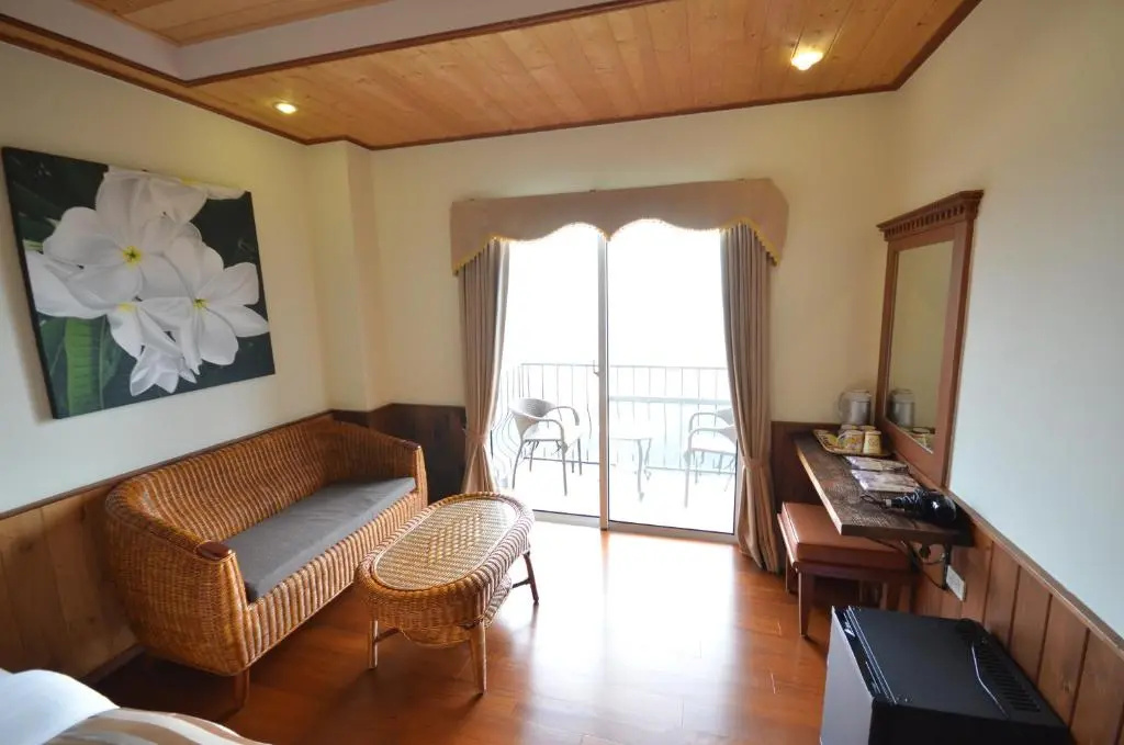 Guanhu Siji Minsu B&B