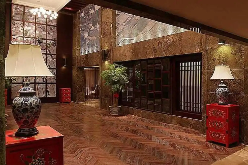Fuzhou Dongbai Hotel