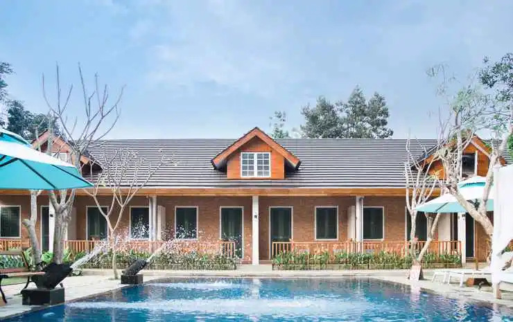 Harny's Garden Villa