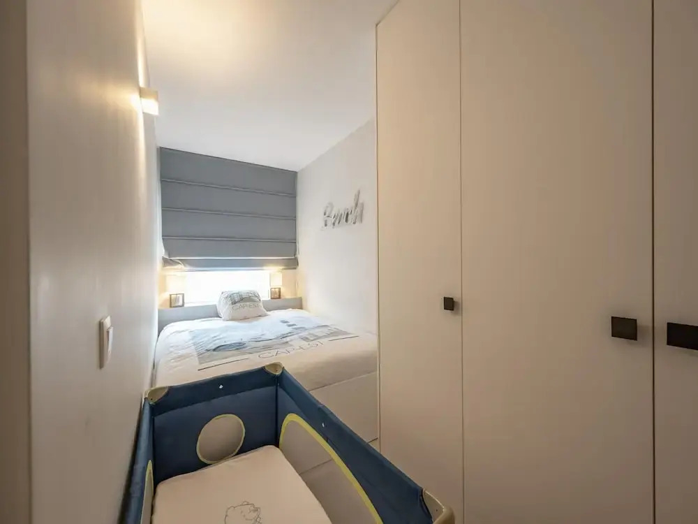 Apartment by the Beach With Stunning Sea View