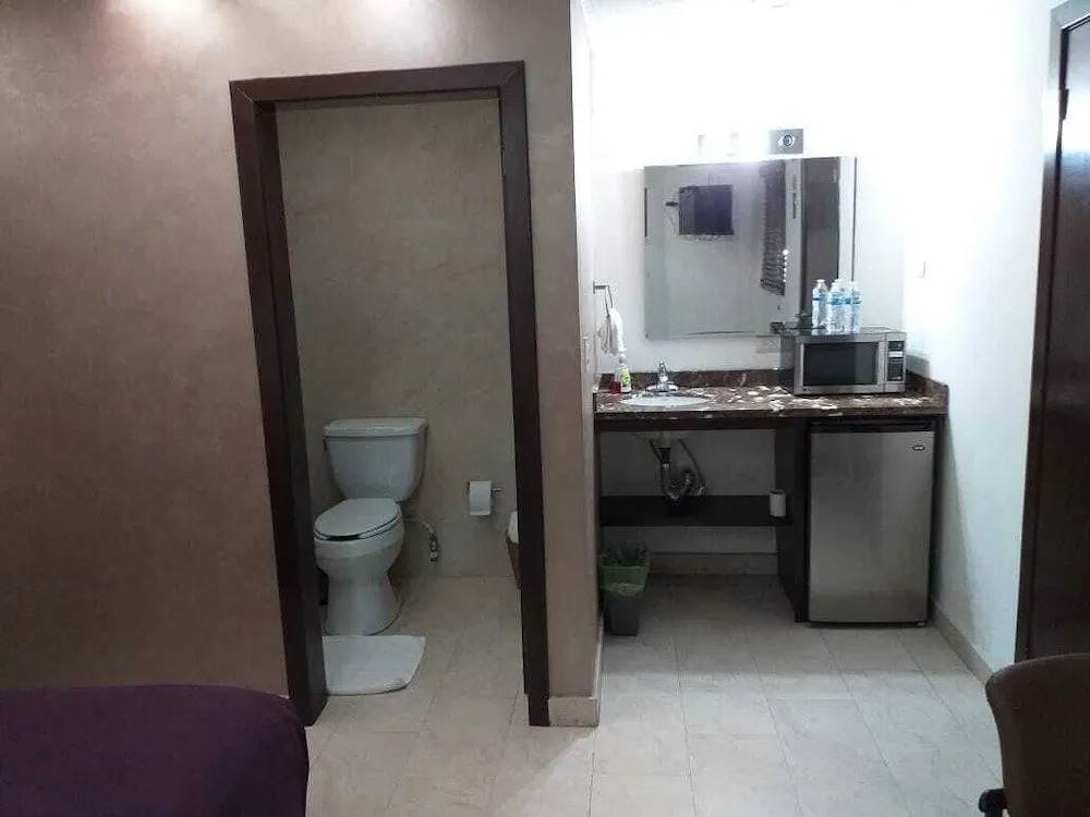 Premier Hotel Suites