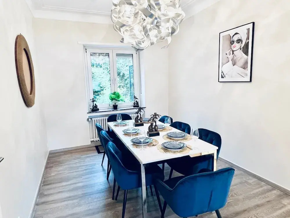 Charming 5 bedrooms Home