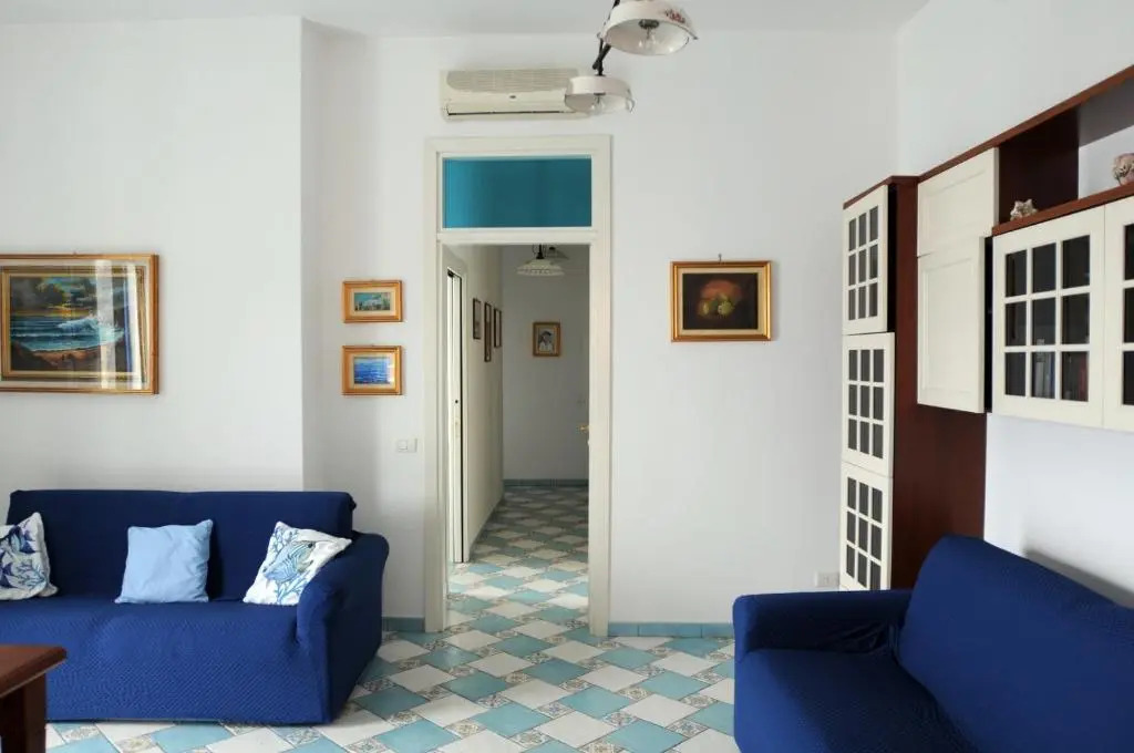 Marina Grande Inn