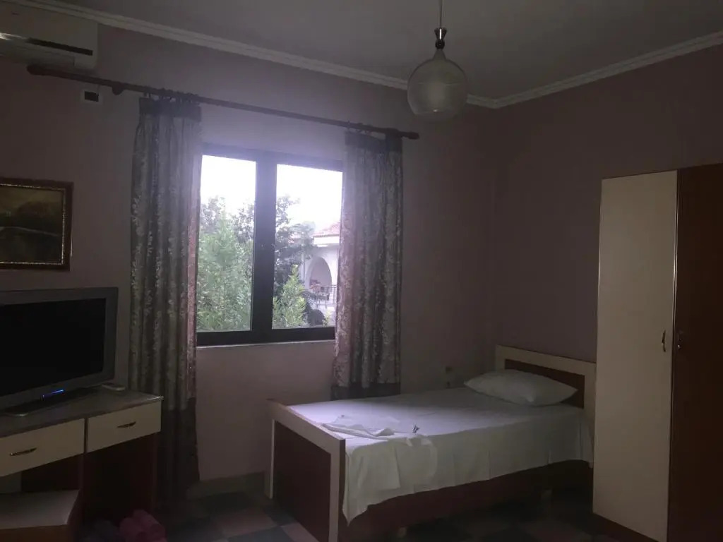 Hostel Grande House