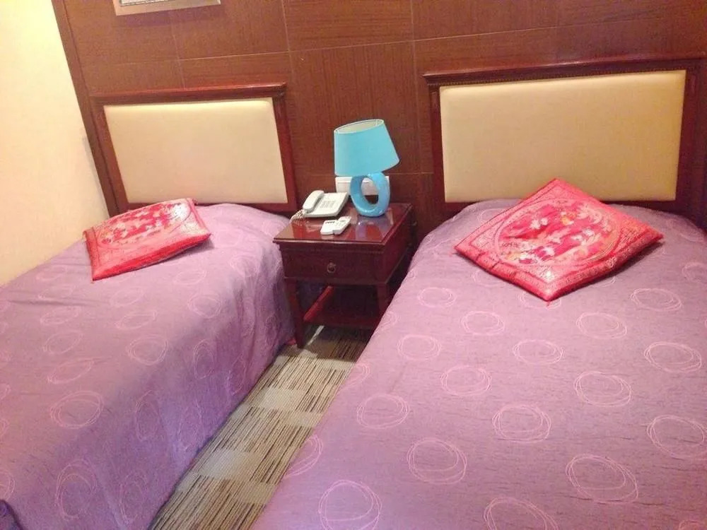 Ling Long Hotel