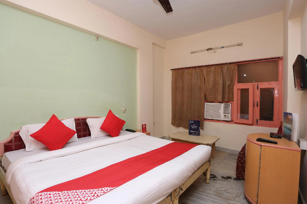 OYO 16897 Hotel Shubham Continental