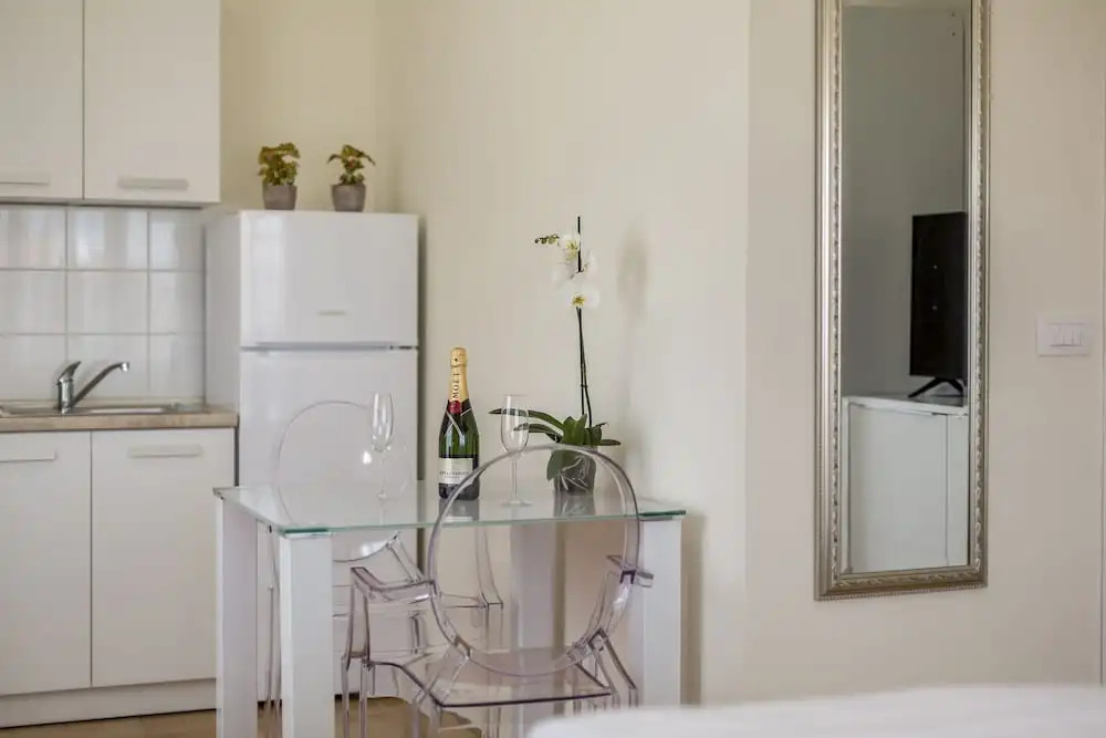 Mise Luxury Apartments