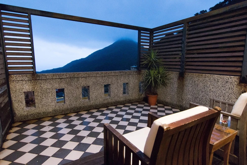 Mountain Traveler Inn