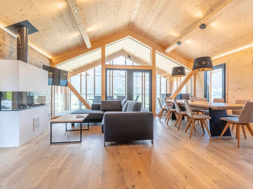 Luxury Chalet in Ennsling near Schladming with Private Spa