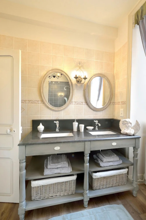 Chambres Dhôtes au Château de Vernières