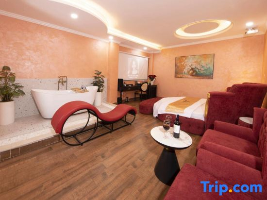 Love Luxury Hotel Vườn Lài