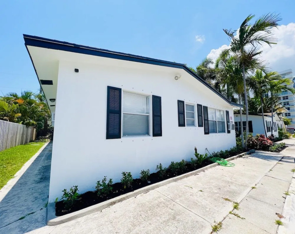 Delight Retreat Apt 4 Min Walk to Beach
