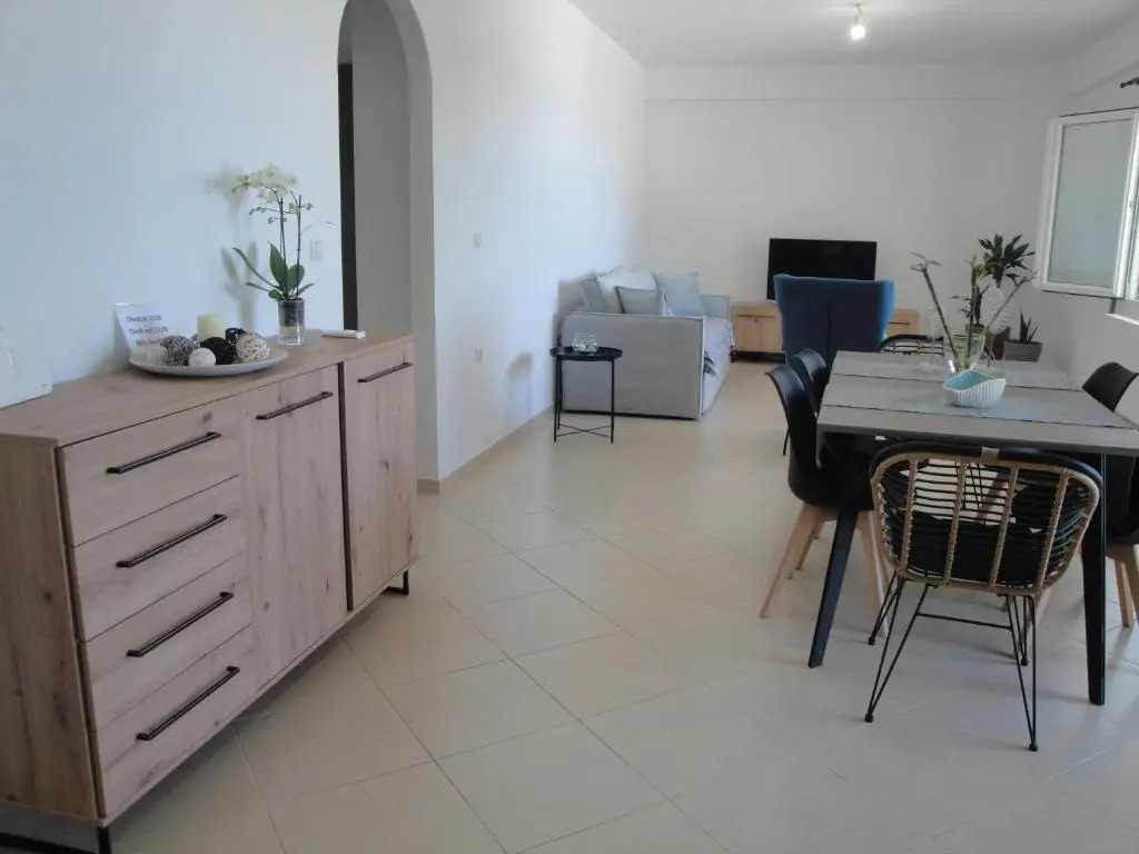 Apartment2-Rosanna