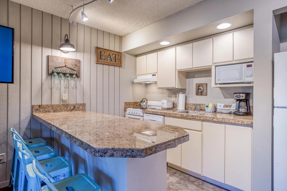Ski House 106