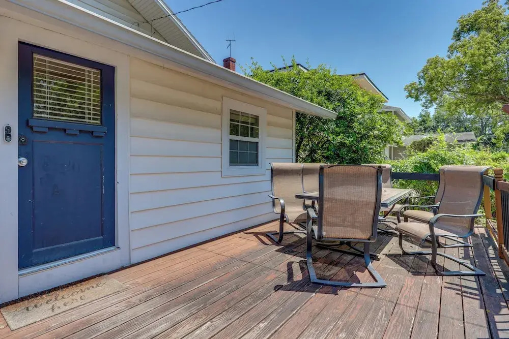 Beautiful Jacksonville Home: Walkable Location