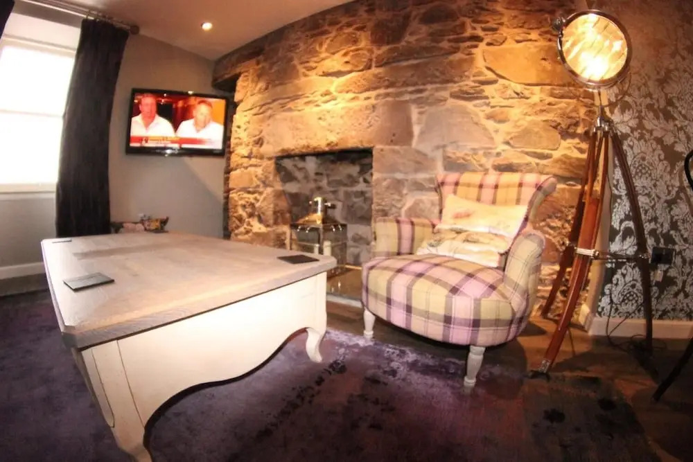 Shorehead Guest House