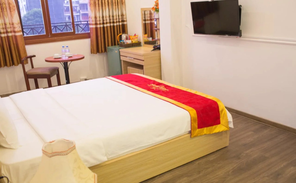 Canh Hung Hotel