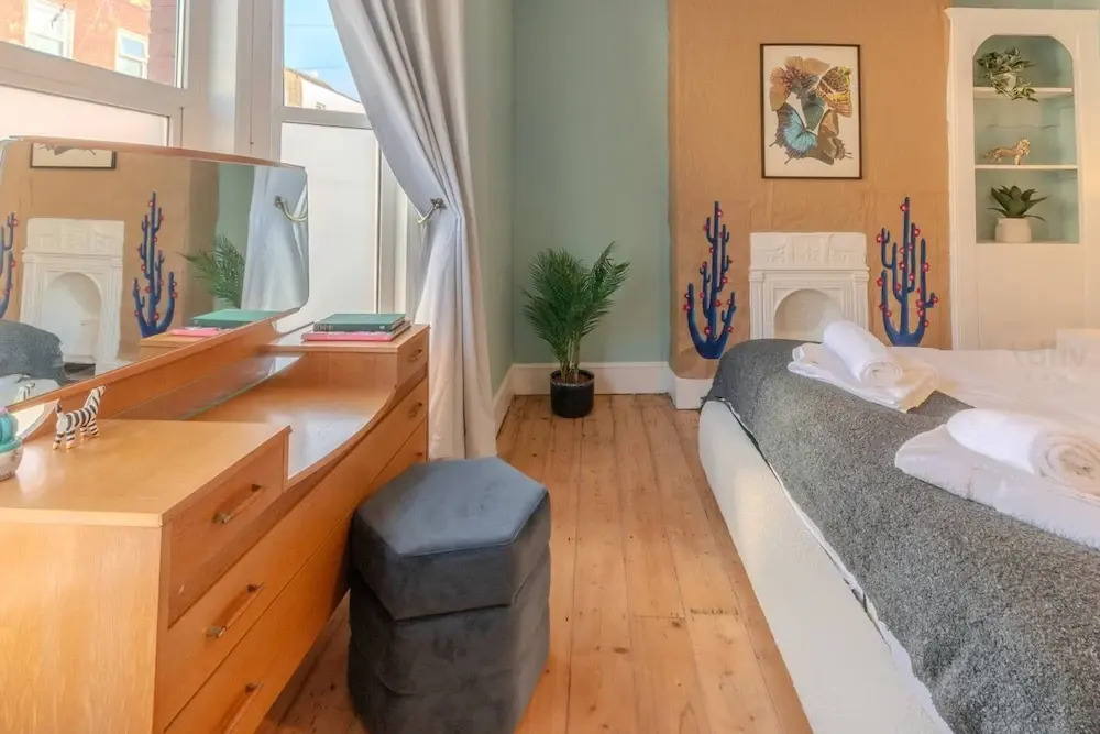 Cosy Margate Getaway Sleeps 5 By Adliv