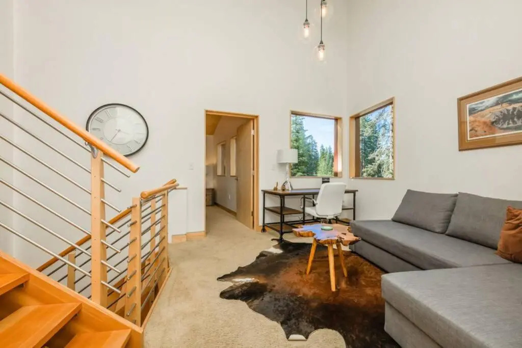 Tahoe Donner Luxury 4BR+2 lofts, Hot tub 3100 sqft