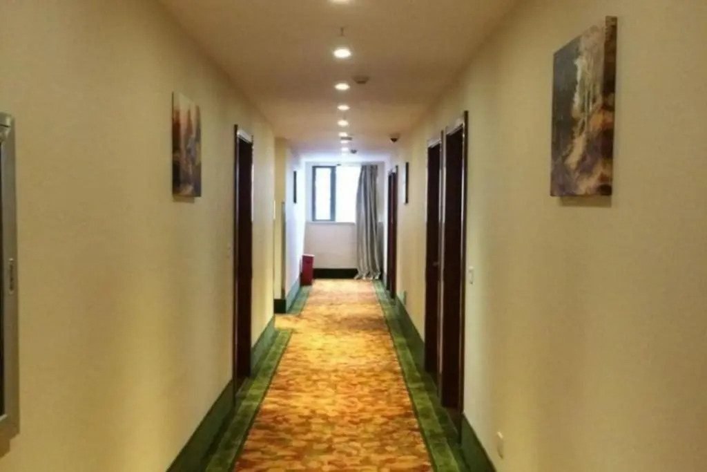 Greentree Inn Middle Fuxing Road Xintiandi Branch