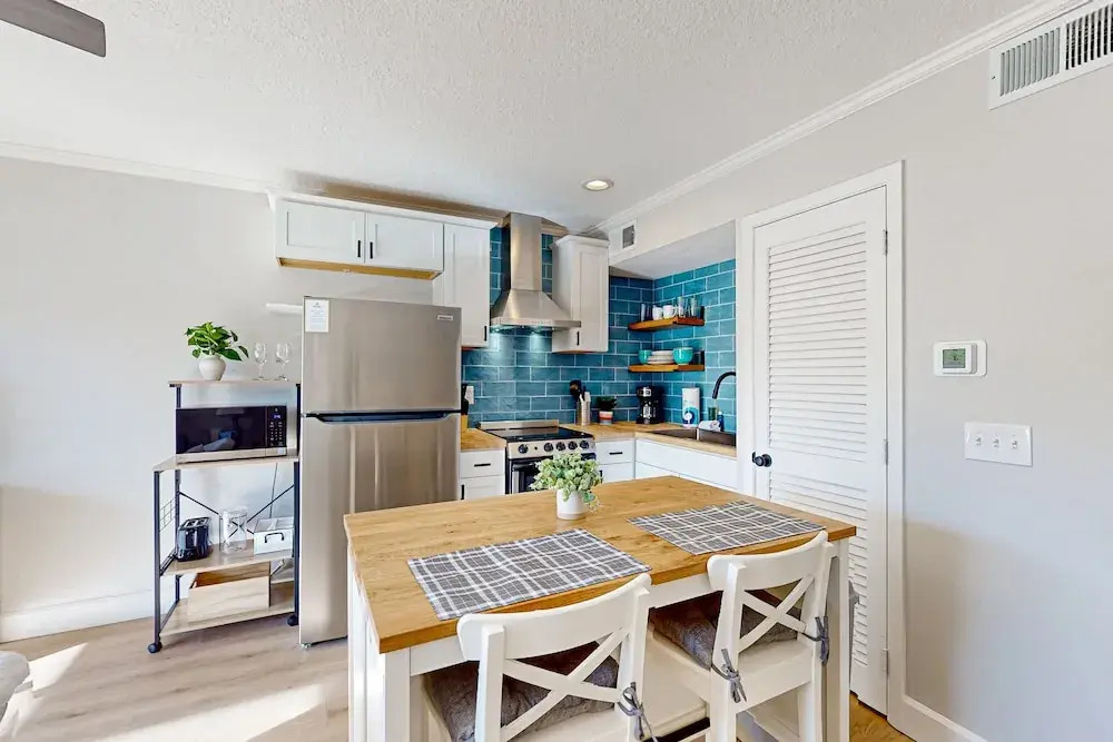 Cozy Condo With Shared Pool, Close to Historic Downtown st Augustine