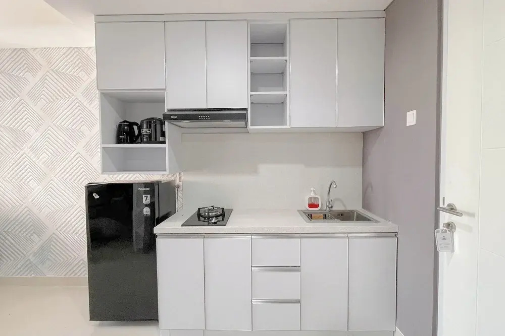 Grey Toned 1Br Apartment Tamansari Skylounge Makassar